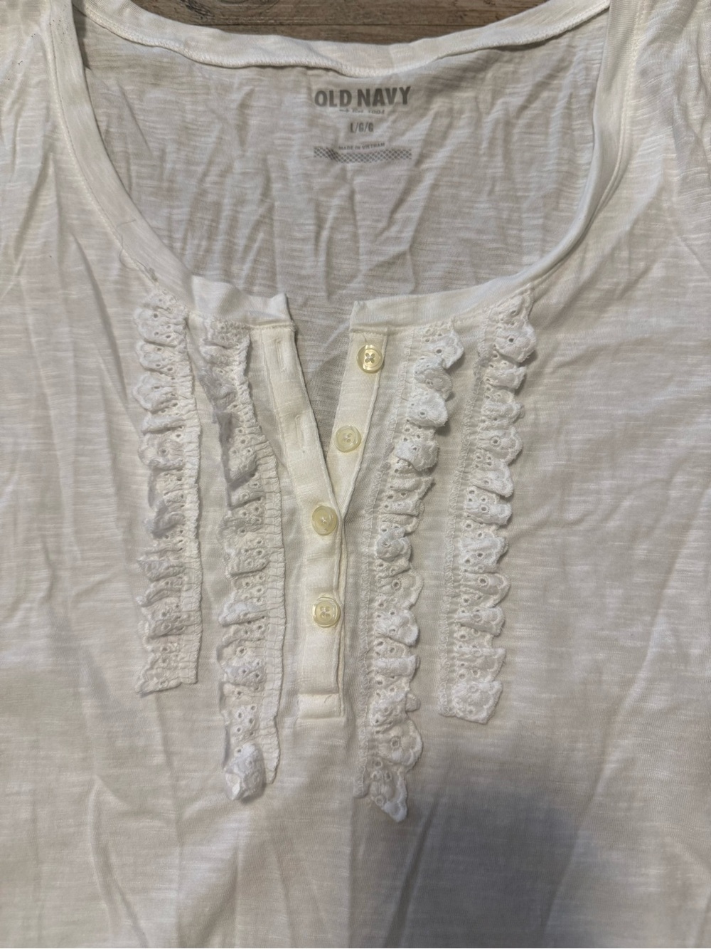 Old Navy White Scoop Neck Ruffle Henley Short Sleeve Tee - Picture 2 of 8